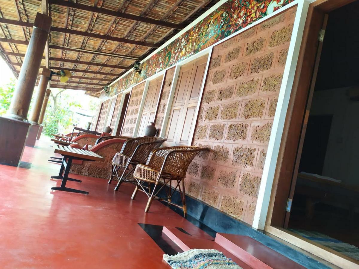 Ambadis Villas Kodungallūr Exterior foto